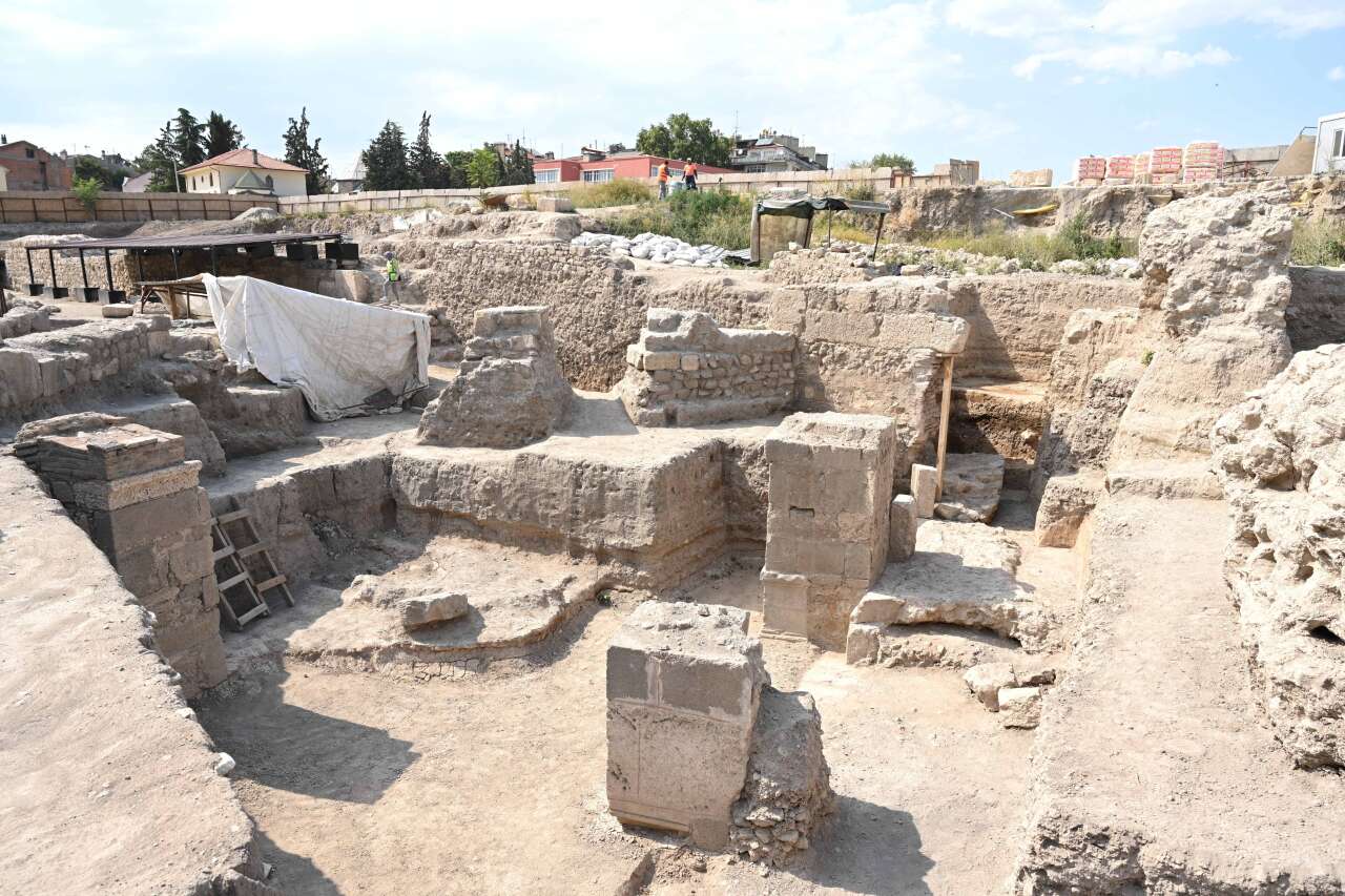 Konya’da yüzyıllardır aranan tarihi kapı bulundu! Selçuklu surları gün yüzüne çıktı 6